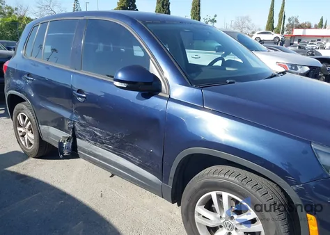 2013 Volkswagen Tiguan S z USA, uszkodzony, nr VIN WVGAV3AX3DW581365